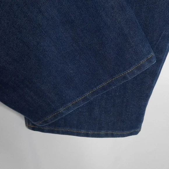 Lands' End Women's Blue Jeans - Picture 3 of 7